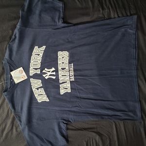 NY Yankees T shirt